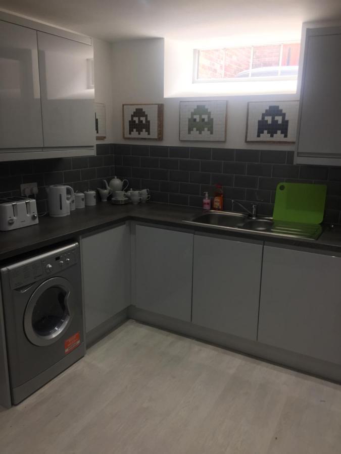 Huntley Lodge Pp Liverpool Esterno foto